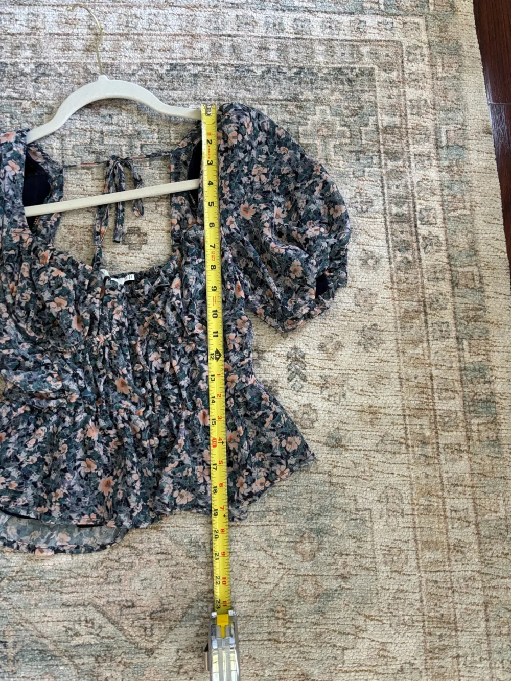 Astr Floral Puff-Sleeve Peplum Top - Black with Peach Flowers